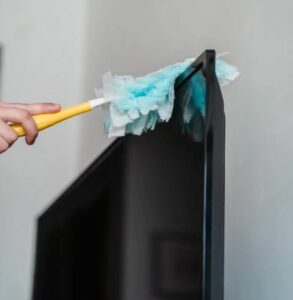 How to clean your TV