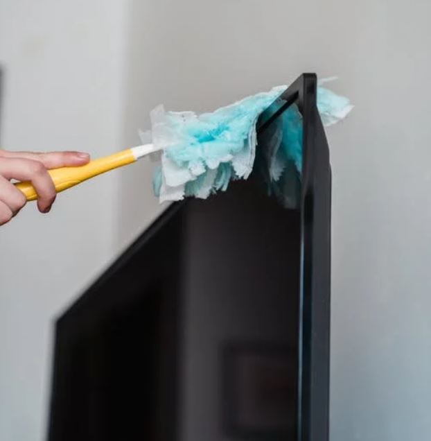 7 things you should keep in mind while cleaning your TV | how to clean tv screen